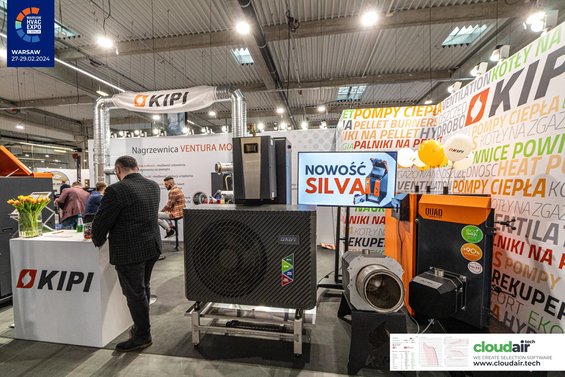 Kipi stand with outdoor heat pump, pellet boiler and new Silva boiler on screen at Warsaw HVAC Expo 2024