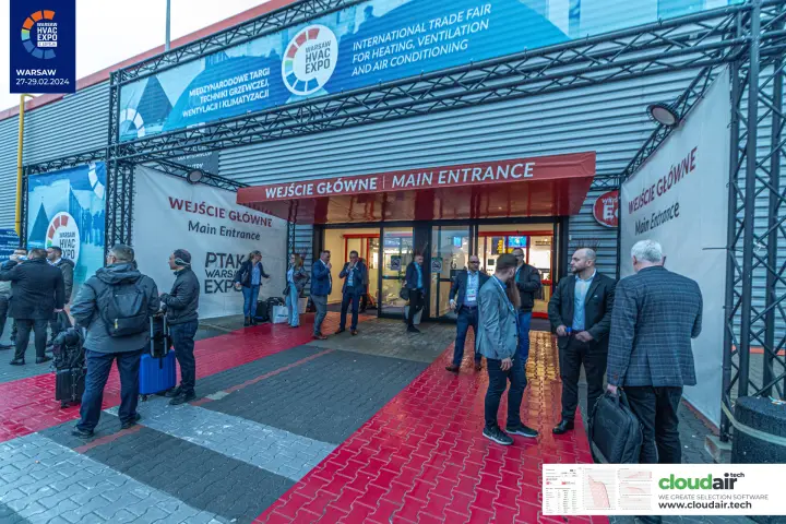Main entrance to Ptak Warsaw Expo framed by Warsaw HVAC Expo truss banners