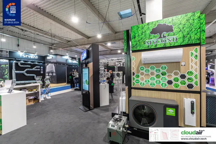 Mycond display column with outdoor unit and wall-mounted split unit