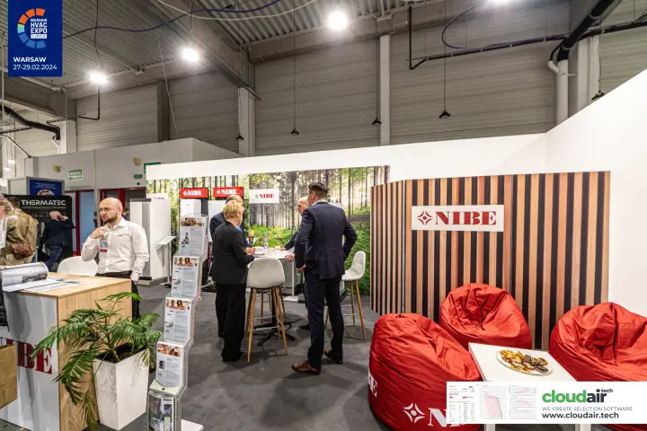 NIBE stand with striped wood-effect wall, red bean bags and heat pumps at Warsaw HVAC Expo 2024