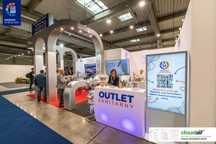 Outlet Sanitarny counter and QR screen beside Hivent pre-insulated duct arches at Warsaw HVAC Expo 2024