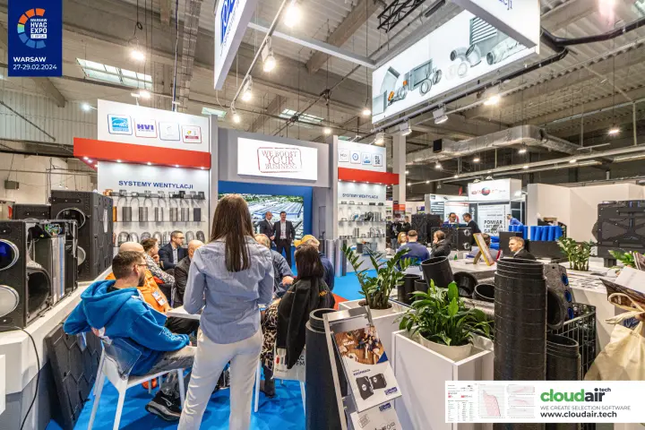 Presentation for seated visitors at the Alnor ventilation stand at Warsaw HVAC Expo 2024