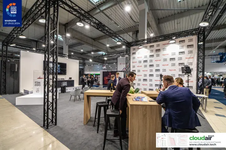 Ptak Warsaw Expo press lounge with truss frame and Wprost press wall