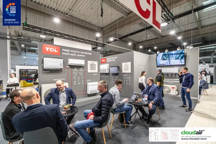 TCL Free Match multi-split wall and busy meeting tables at Warsaw HVAC Expo 2024