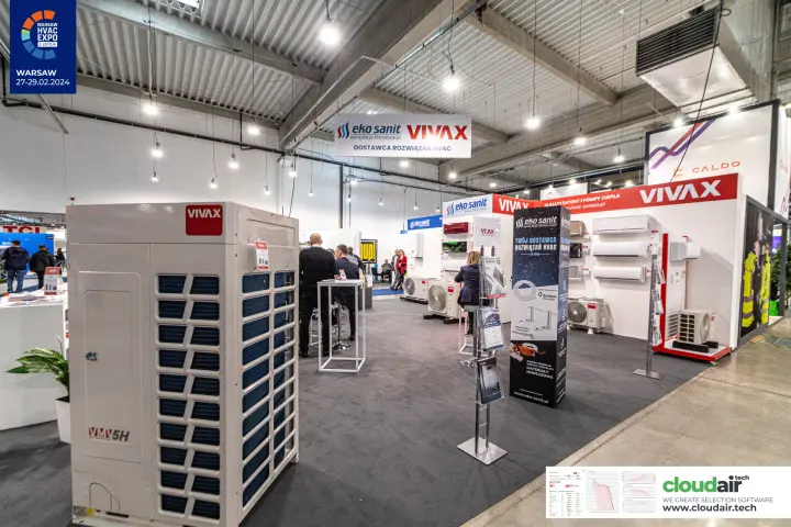 Vivax VMV 5H outdoor unit at the front of the Eko Sanit and Vivax stand at Warsaw HVAC Expo 2024