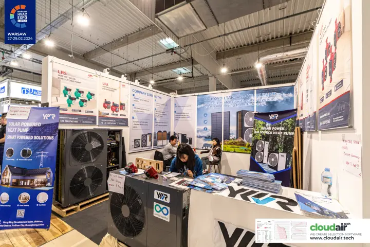 YKR solar heat pump roll-up and Liyu pump posters at Warsaw HVAC Expo 2024