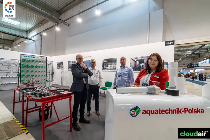 Aquatechnik-Polska counter with pipe samples and tool cases