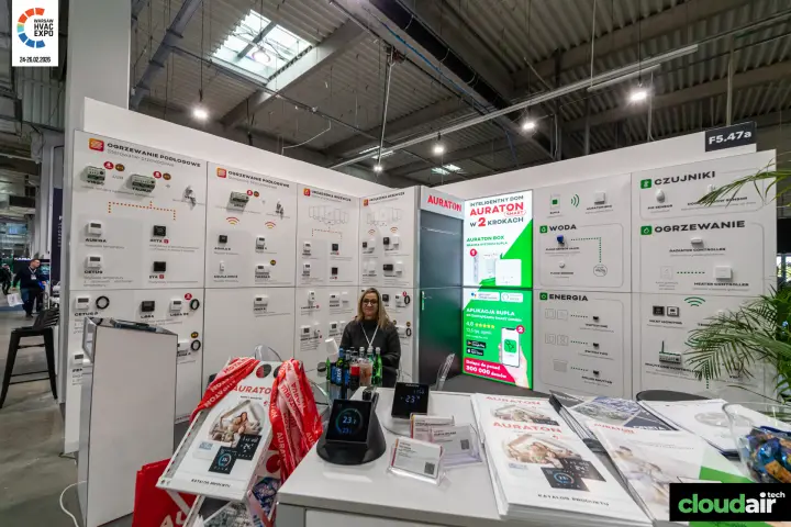 Auraton stand with thermostat walls and Auraton Smart home panel at Warsaw HVAC Expo 2026