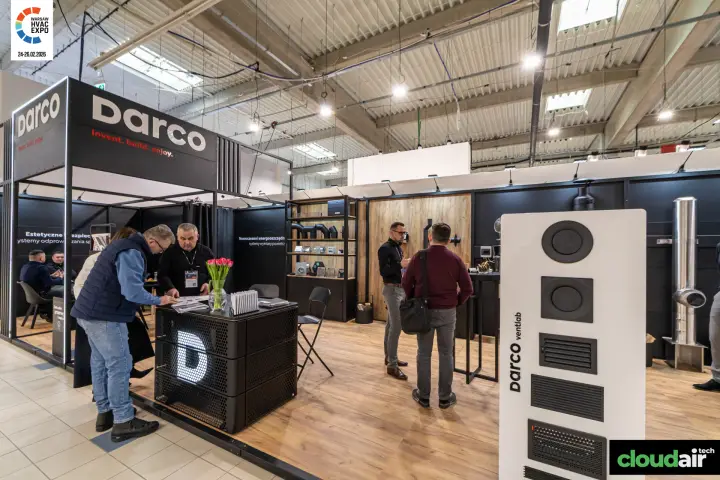 Darco stand front with illuminated counter and ventilab grille tower at Warsaw HVAC Expo 2026