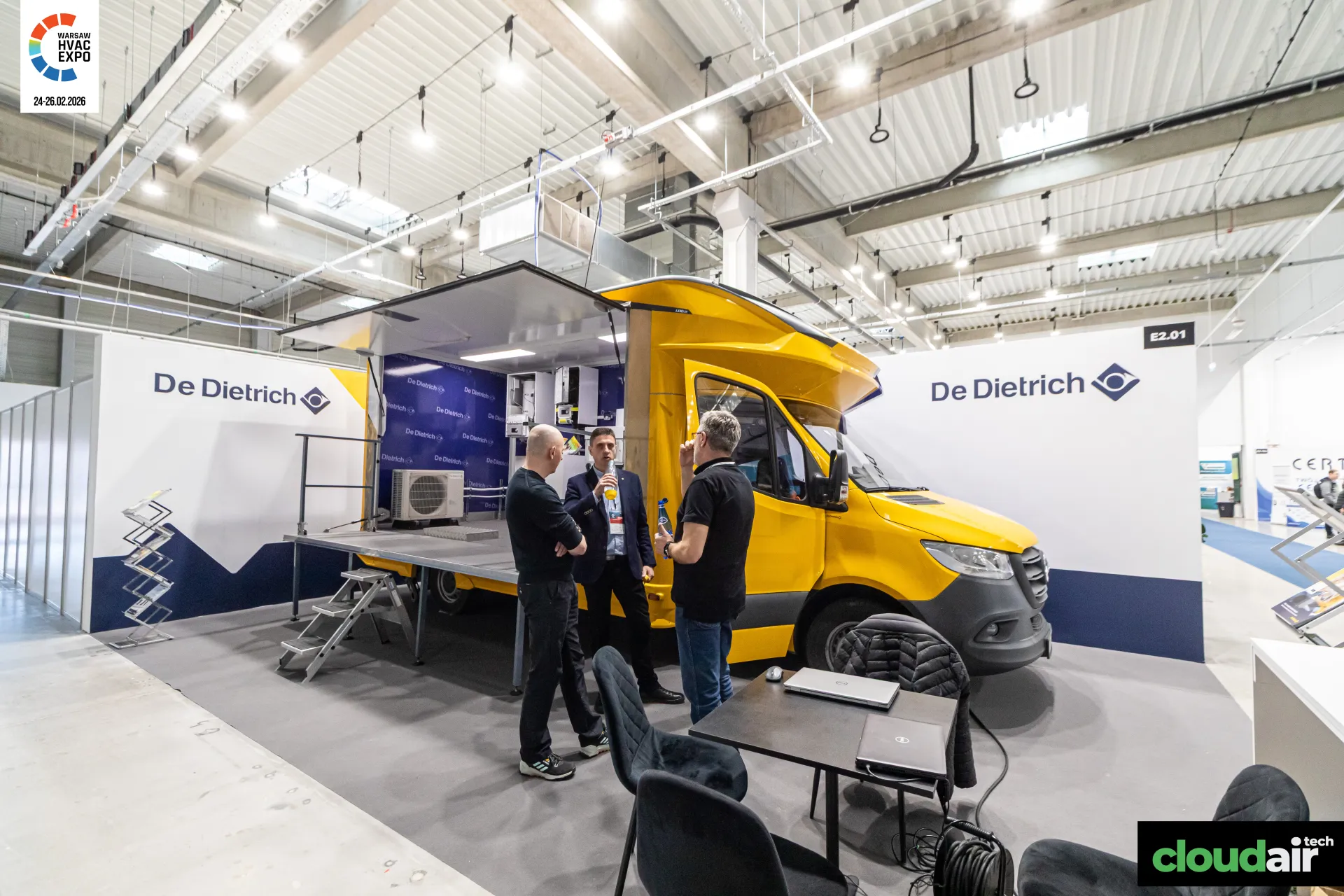 De Dietrich van showroom with fold-out platform and outdoor unit at Warsaw HVAC Expo 2026