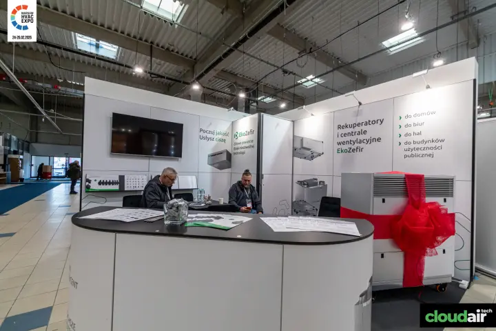 EkoZefir stand with recuperators and a ventilation unit tied with a red bow at Warsaw HVAC Expo 2026