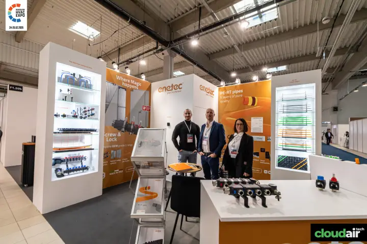 Enetec stand with manifold showcases and PE-RT pipe display at Warsaw HVAC Expo 2026