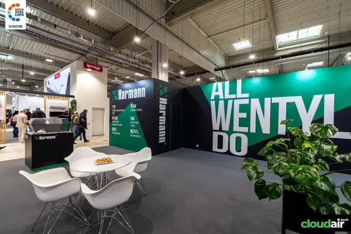 Harmann lounge area and corner block with company figures at Warsaw HVAC Expo 2026
