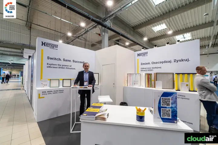 Hengst Filtration stand with HEPA panels and pocket filters on display at Warsaw HVAC Expo 2026