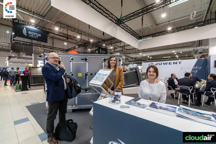Juwent reception counter with Optimax air handling unit and meeting tables at Warsaw HVAC Expo 2026