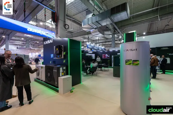 Kaisai heat pumps and hot water cylinder on black stand with green light at Warsaw HVAC Expo 2026