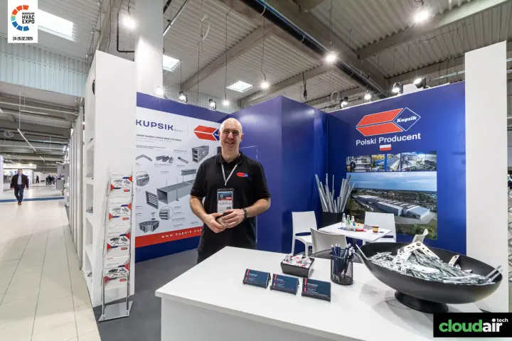 Kupsik stand with ventilation duct components and 'Polski Producent' graphics at Warsaw HVAC Expo 2026
