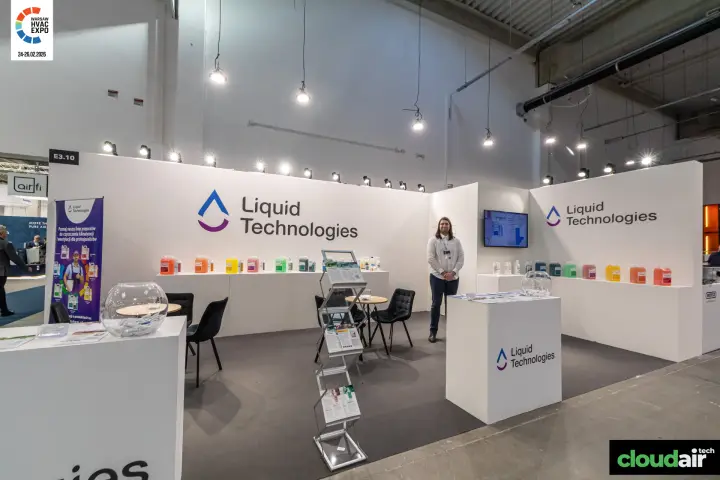 Liquid Technologies stand with coloured HVAC cleaning preparations at Warsaw HVAC Expo 2026