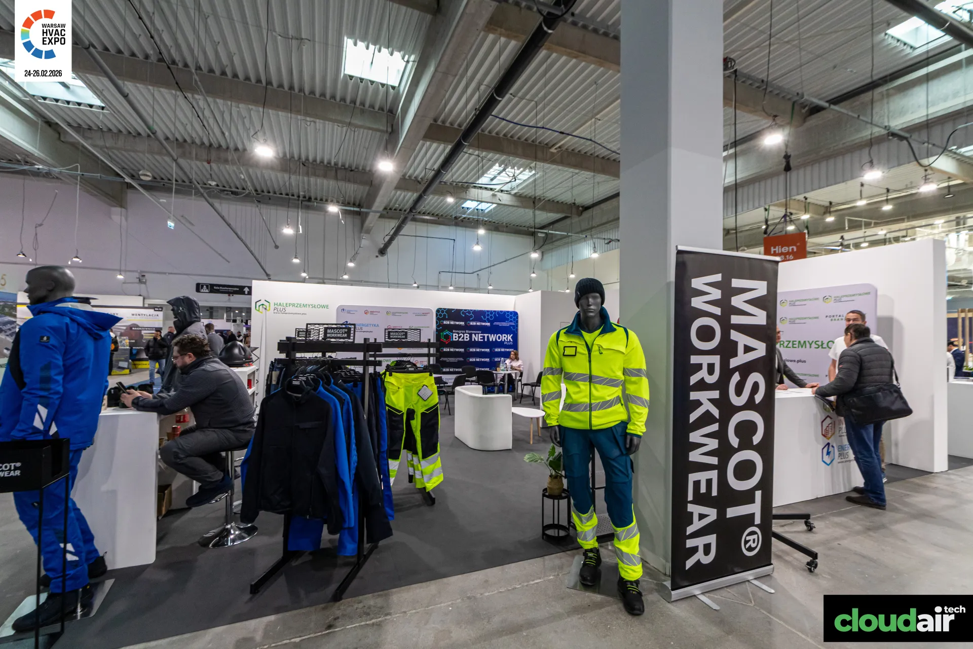 Mascot Workwear stand with hi-vis mannequin and clothing racks at Warsaw HVAC Expo 2026
