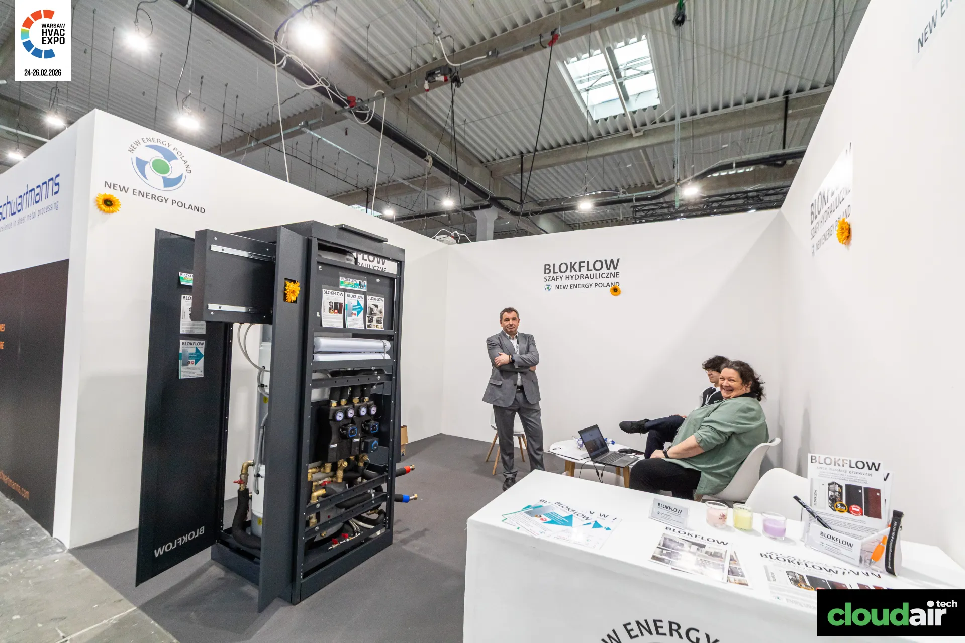 New Energy Poland showing an open Blokflow hydraulic cabinet at Warsaw HVAC Expo 2026