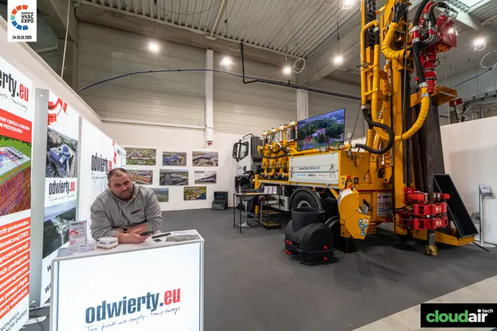 Odwierty.eu stand with a truck-mounted geothermal drilling rig