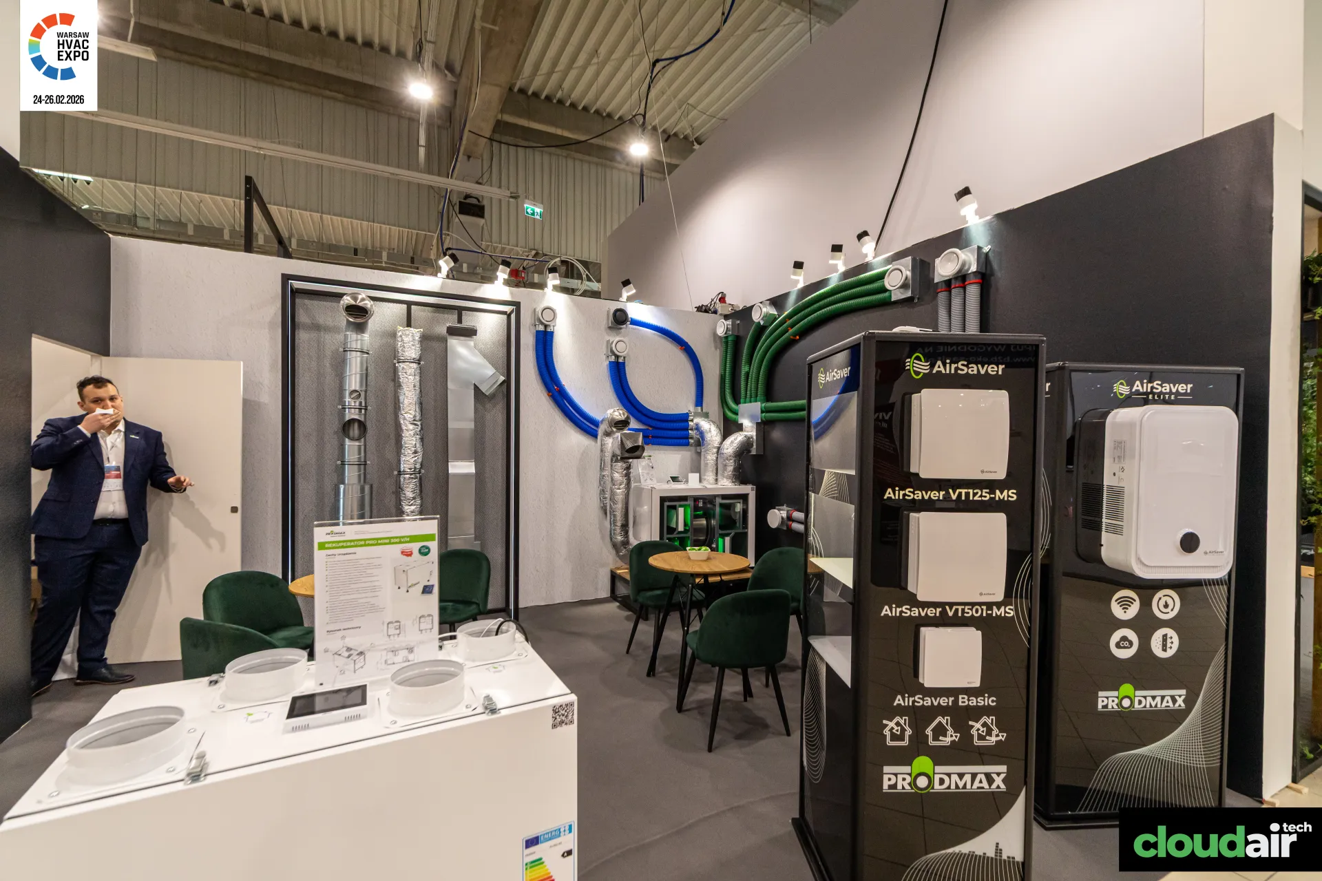 Prodmax AirSaver display totems beside flexible duct installation walls at Warsaw HVAC Expo 2026