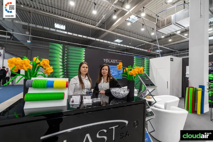 Tplast counter with coloured corrugated pipe samples and flower decor