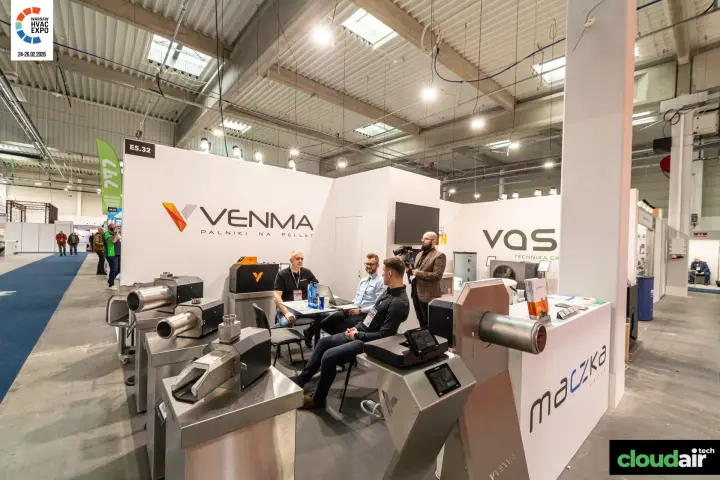 Venma stand with a row of stainless steel pellet burners at Warsaw HVAC Expo 2026