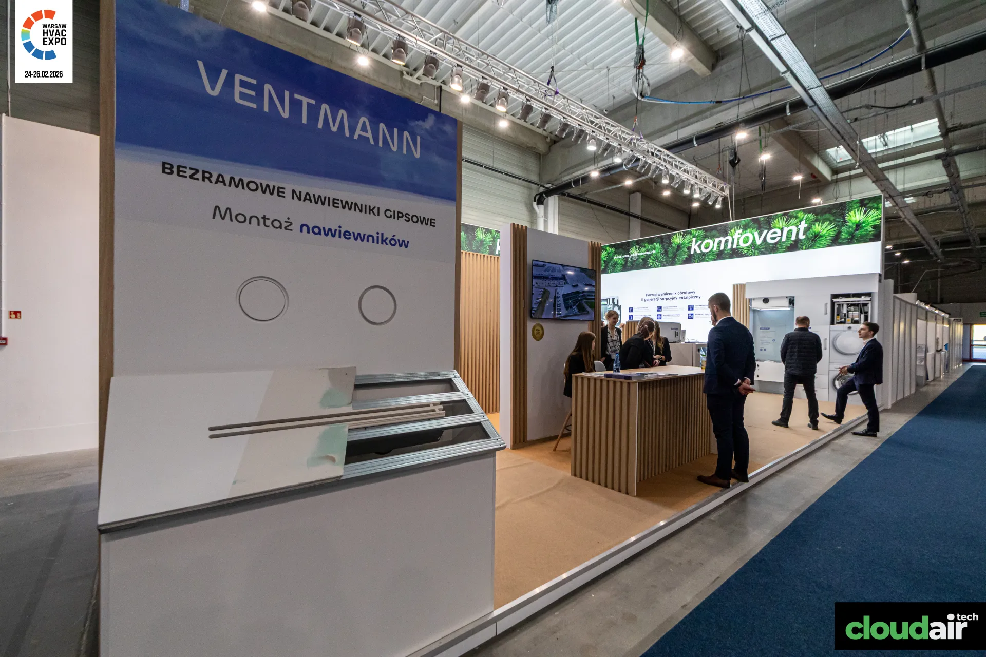 Ventmann frameless plaster diffuser display with the Komfovent stand behind at Warsaw HVAC Expo 2026
