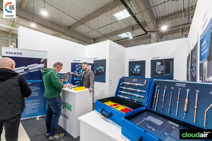 Vulkan Lokring solderless pipe connection kits in open blue cases at Warsaw HVAC Expo 2026